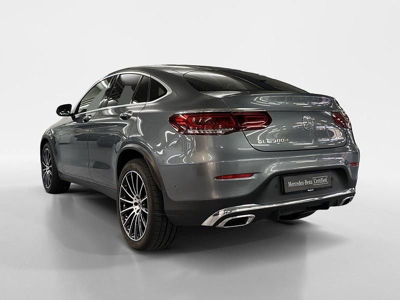 Gebraucht Mercedes GLC300 AMG line 245 PS (180 kW) 2019 Grau Coupé