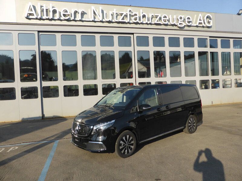 Schwarz Gebraucht 2023 Mercedes EQV300 Van / Kleinbus | CHF 44’800 - Bild 1/4