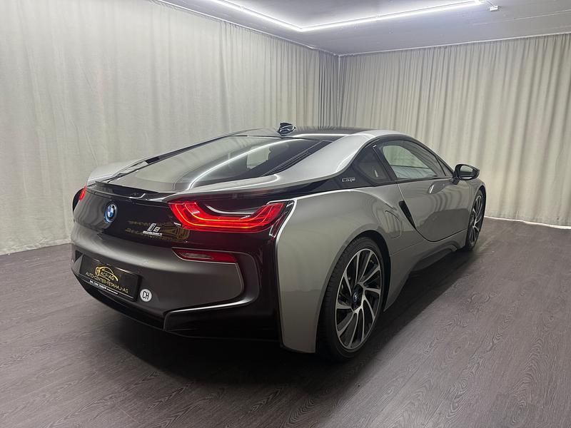 Gebraucht BMW i8 374 PS (275 kW) 2019 Grau Coupé