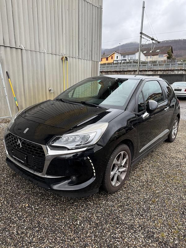Gebraucht DS Automobiles DS3 So Chic 110 PS (80 kW) 2016 Kleinwagen
