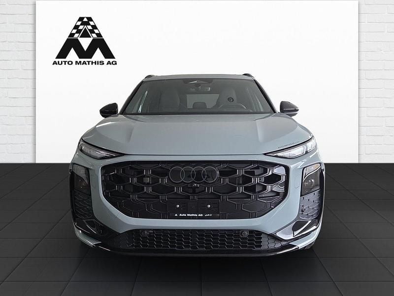 Neu Audi Q3 Ambiente 266 PS (195 kW) 2025 SUV