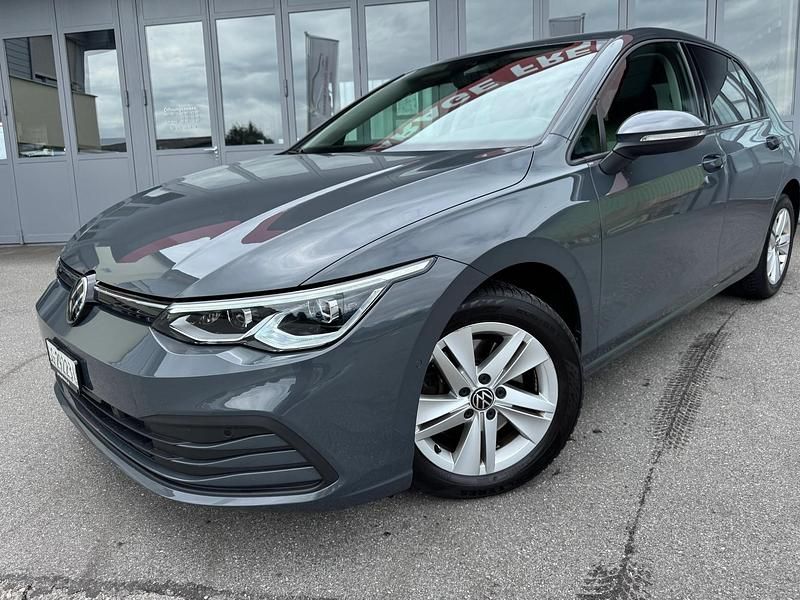 Gebraucht VW Golf VIII Life 150 PS (110 kW) 2023