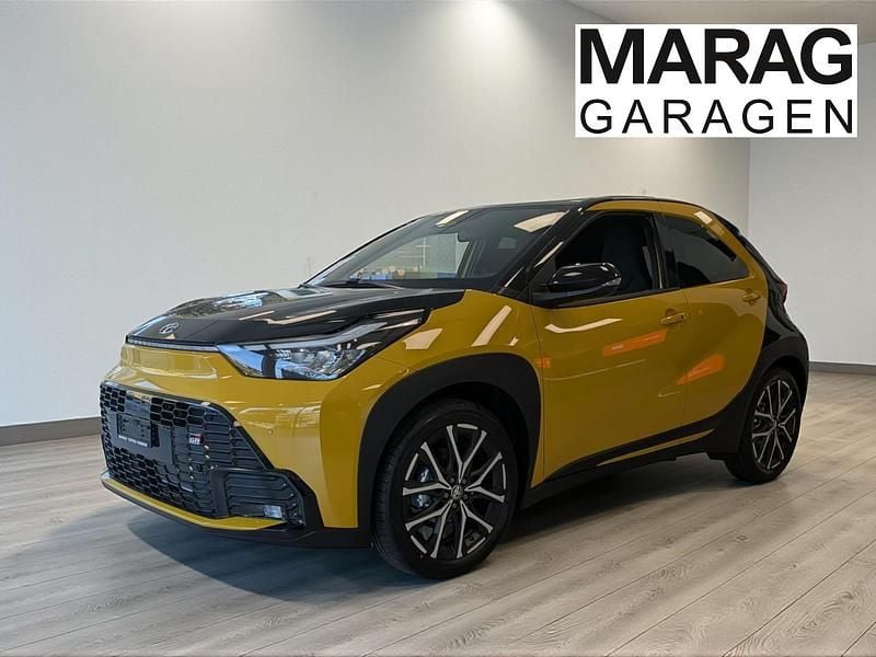 Neu Toyota Aygo X Sport 116 PS (85 kW) 2025 Gelb SUV