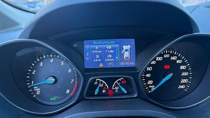 Gebraucht Ford Grand C-Max Titanium 125 PS (91 kW) 2013 Van / Kleinbus