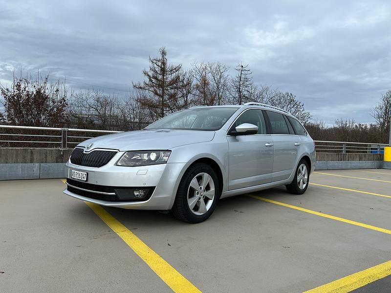 Gebraucht 2013 Skoda Octavia Elegance Kombi | CHF 8’500 (Fairer Preis) - Bild 1/4