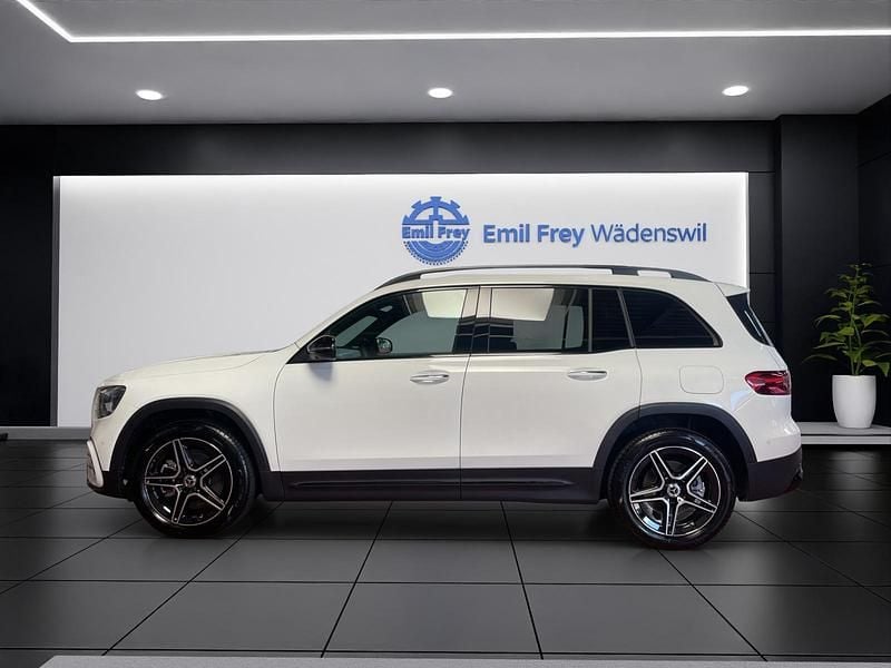 Neu Mercedes GLB220 AMG line 190 PS (139 kW) 2025 Weiss SUV