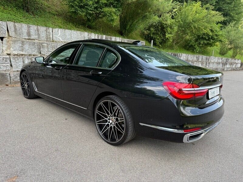Gebraucht BMW 730 265 PS (194 kW) 2016 Limousine