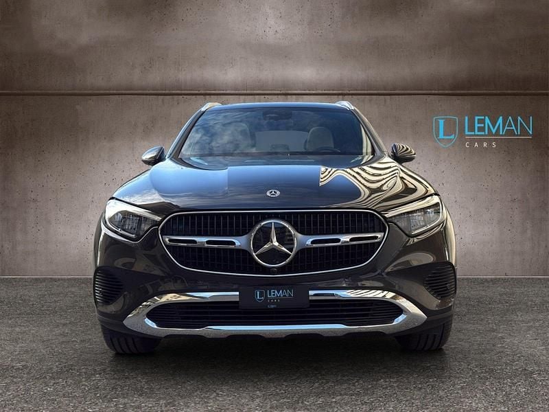 Gebraucht Mercedes GLC200 204 PS (150 kW) 2024 SUV