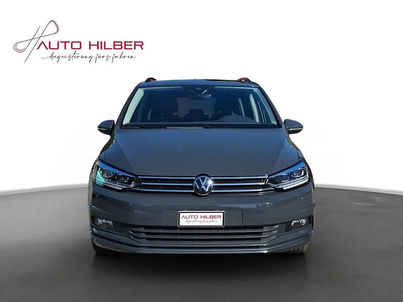 Gebraucht VW Touran Comfortline 150 PS (110 kW) 2026 Gray Van / Kleinbus