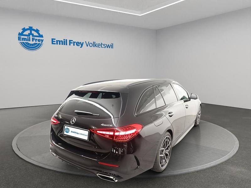 Gebraucht Mercedes C220 AMG line 220 PS (161 kW) 2024 Schwarz Kombi