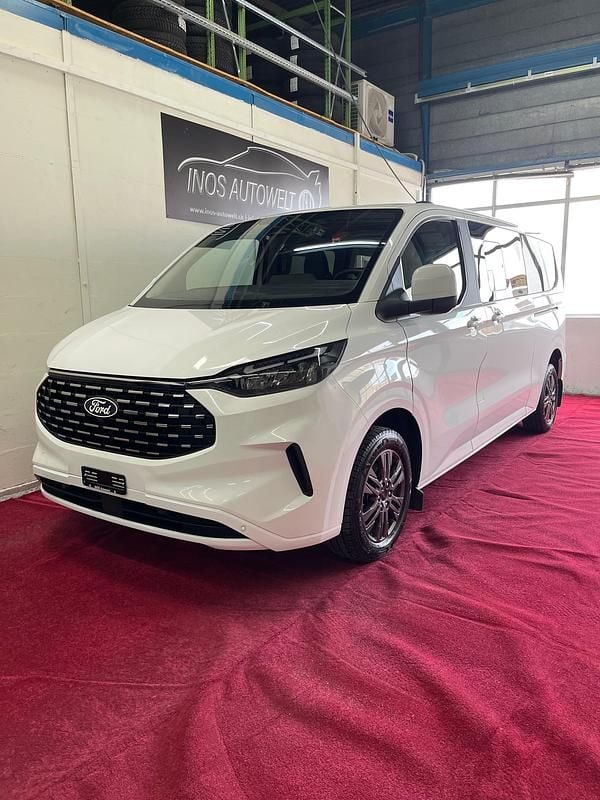 Gebraucht Ford Tourneo Titanium 136 PS (100 kW) 2024