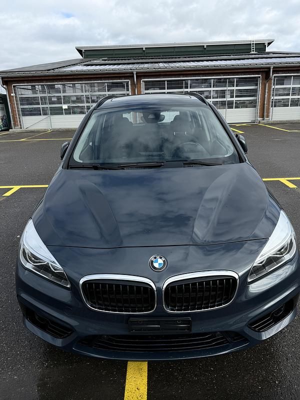 Gebraucht BMW 218 Gran Tourer Sport Line 150 PS (110 kW) 2015 Van / Kleinbus