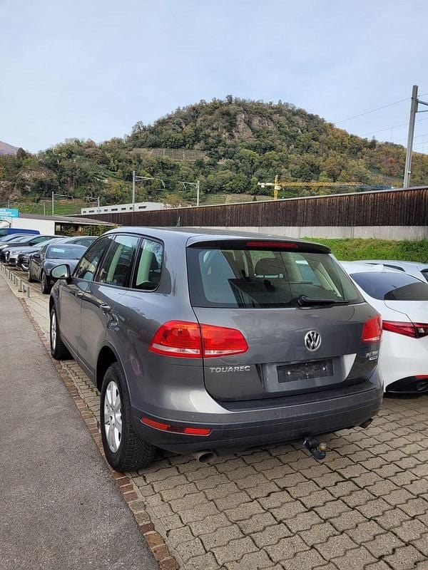 Gebraucht VW Touareg 204 PS (150 kW) 2015 SUV