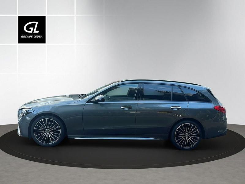 Neu Mercedes C300e 259 PS (190 kW) 2025 Grau Kombi