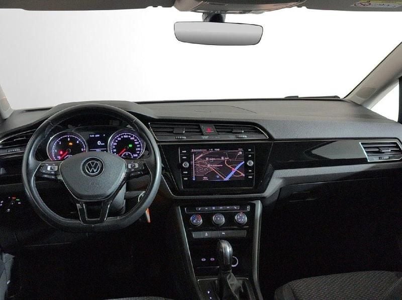 Gebraucht VW Touran Comfortline 150 PS (110 kW) 2021 Van / Kleinbus