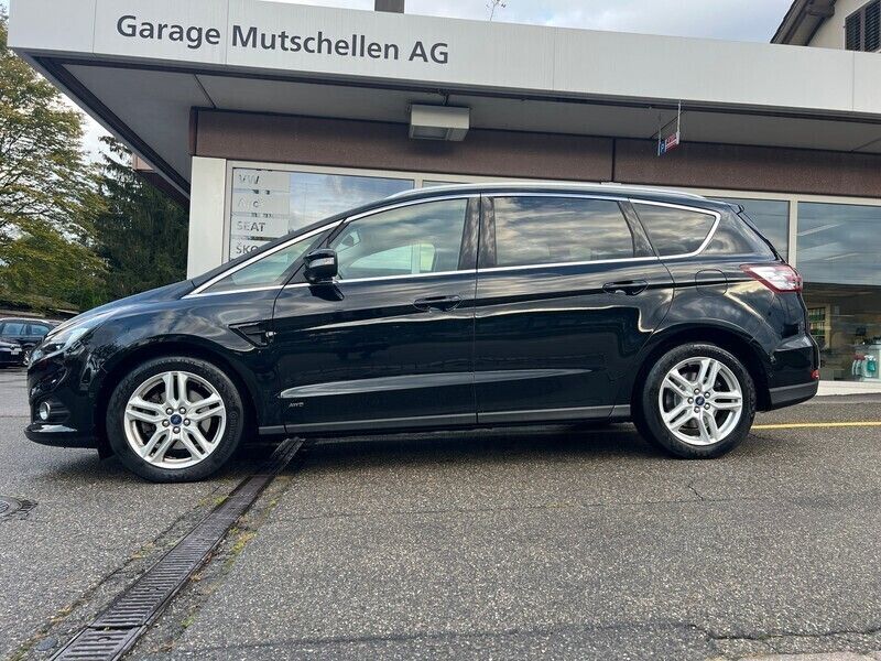 Gebraucht 2016 Ford S-MAX Titanium Van / Kleinbus | CHF 25’555 (Teuer) - Bild 1/4