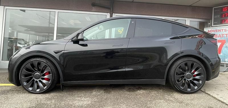 Gebraucht 2022 Tesla Model Y Performance SUV | CHF 34’999 (Guter Preis) - Bild 1/4