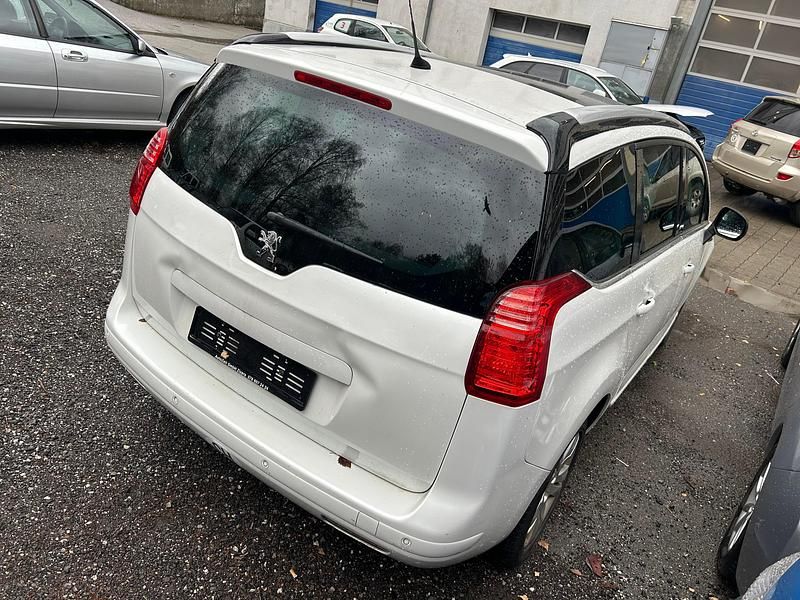 Gebraucht Peugeot 5008 Sport 156 PS (114 kW) 2011