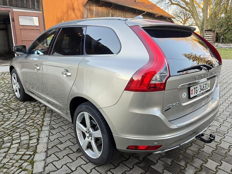 Gebraucht Volvo XC60 Summum 190 PS (139 kW) 2015 SUV