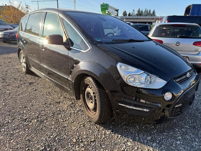 Gebraucht Ford S-MAX Titanium S 163 PS (119 kW) 2010 Van / Kleinbus