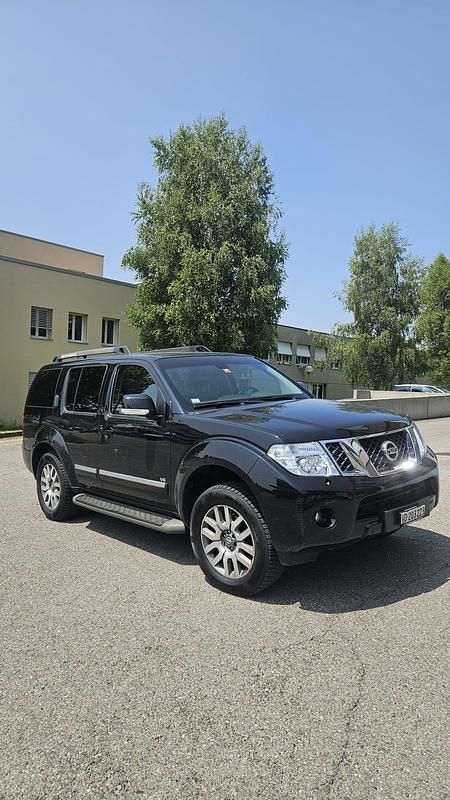 Gebraucht 2012 Nissan Pathfinder SUV | CHF 7’600 - Bild 1/4