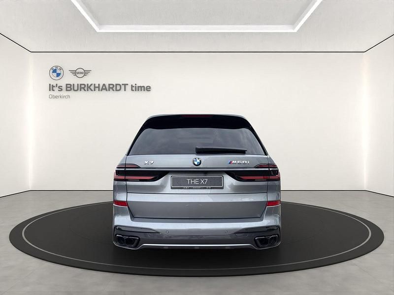 Gebraucht BMW X7 M Sport 530 PS (389 kW) 2025 Grau SUV