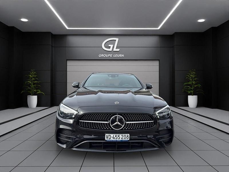 Gebraucht Mercedes E220 200 PS (147 kW) 2024 Schwarz Limousine