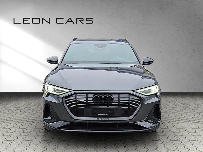 Gebraucht Audi e-tron S-Line 300 kW (408 PS) 2022 SUV