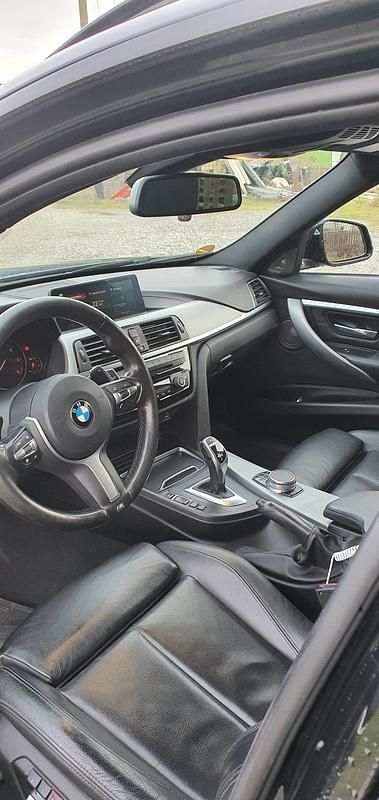 Gebraucht BMW 330 M Sport 258 PS (189 kW) 2019 Kombi