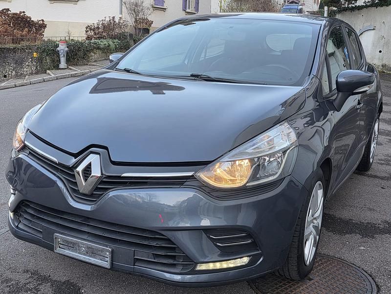 Gebraucht Renault Clio IV Intens 90 PS (66 kW) 2017