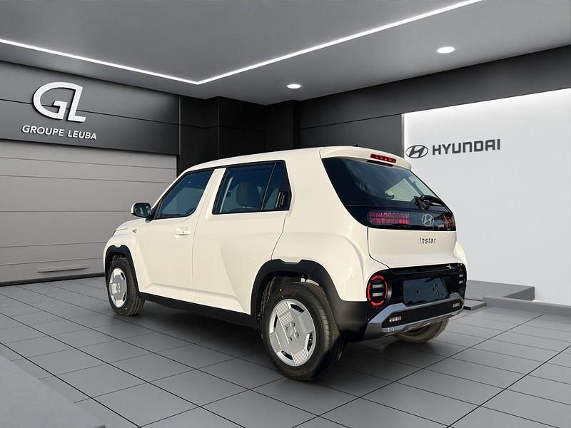 Neu Hyundai Inster 84 kW (115 PS) 2025 Weiss Kleinwagen