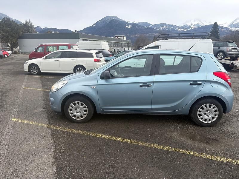Gebraucht Hyundai i20 Comfort 78 PS (57 kW) 2012 Kleinwagen