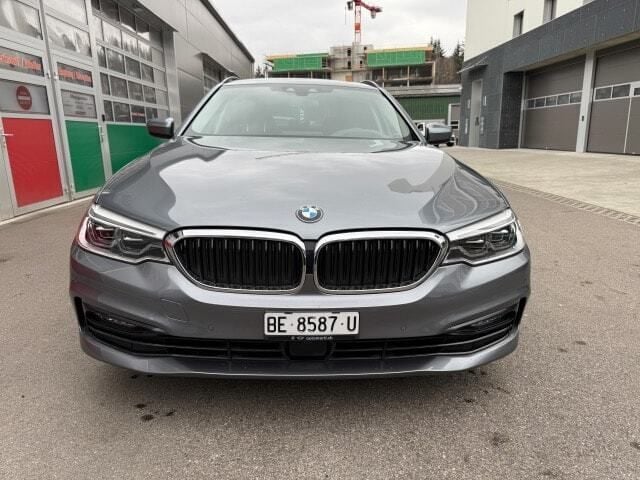 Gebraucht BMW 530 Sport Line 265 PS (194 kW) 2017 Kombi