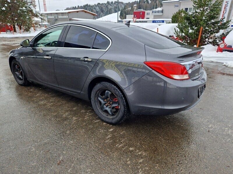 Gebraucht Opel Insignia Sport 160 PS (117 kW) 2011