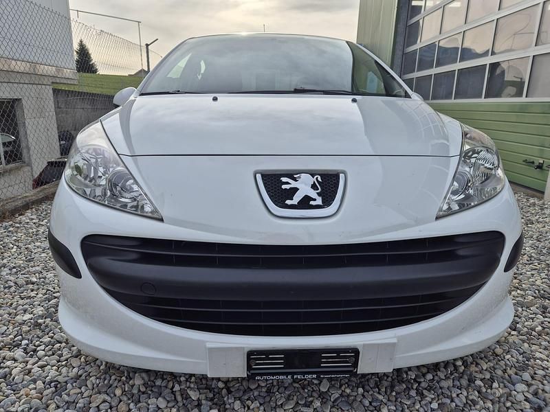 Gebraucht Peugeot 207 68 PS (50 kW) 2008