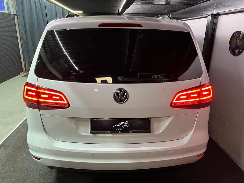 Gebraucht VW Sharan Comfortline 150 PS (110 kW) 2015 Van / Kleinbus