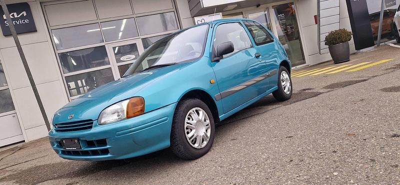 Grün Gebraucht 1998 Toyota Starlet Kleinwagen | CHF 2’800 - Bild 1/4