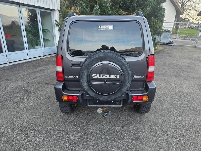 Gebraucht Suzuki Jimny 85 PS (62 kW) 2015 SUV