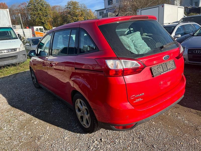 Gebraucht Ford Grand C-Max 150 PS (110 kW) 2012 Van / Kleinbus