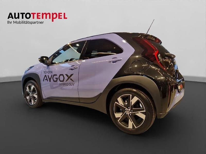 Neu Toyota Aygo X Trend 116 PS (85 kW) 2025 Violett SUV