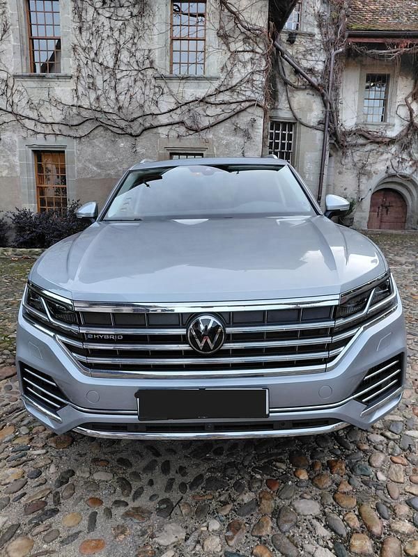 Gebraucht VW Touareg Elegance 381 PS (280 kW) 2023 SUV