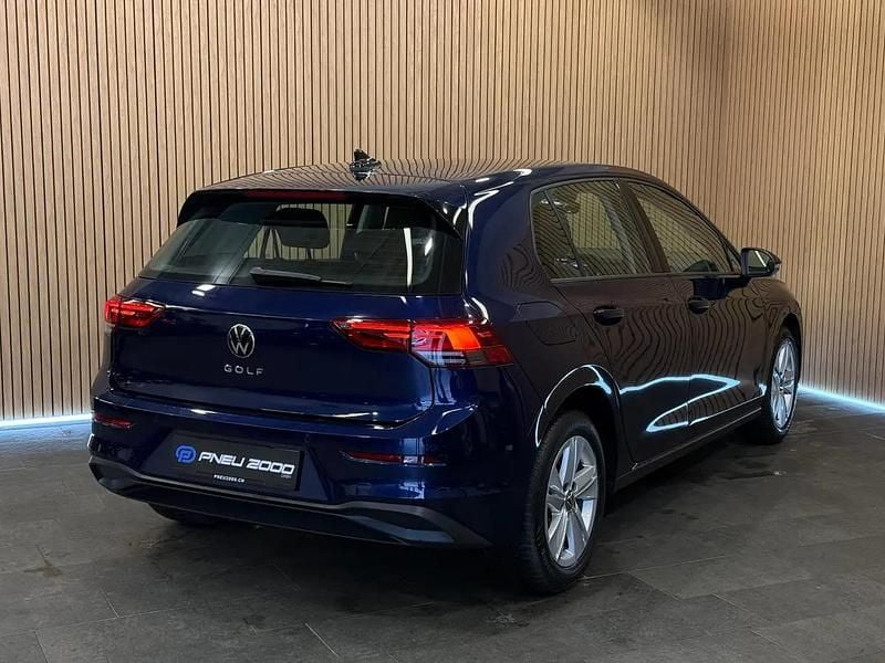 Gebraucht VW Golf VIII Business 110 PS (80 kW) 2025 Blau