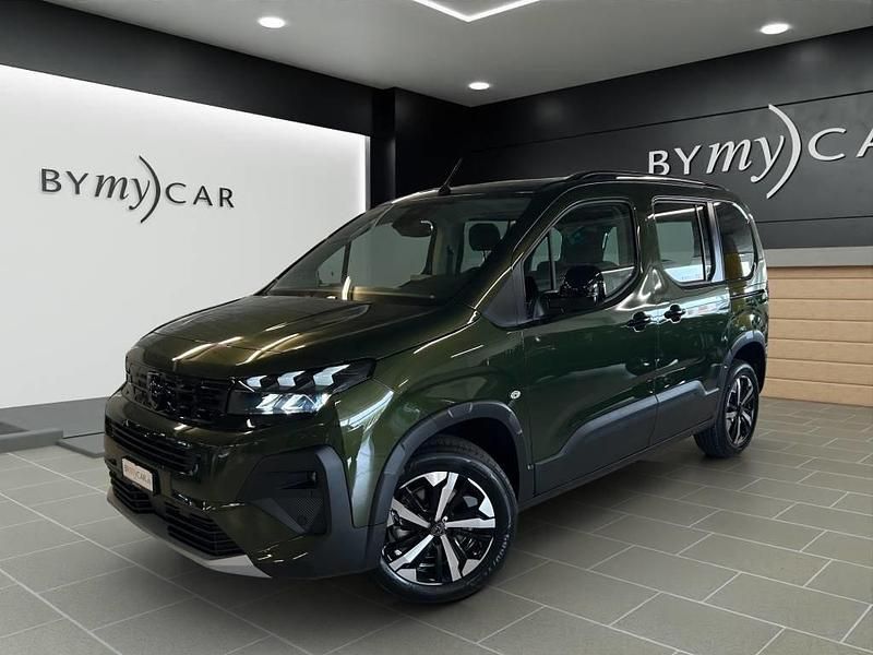 Neu Peugeot Rifter GT 130 PS (95 kW) 2025 Van / Kleinbus