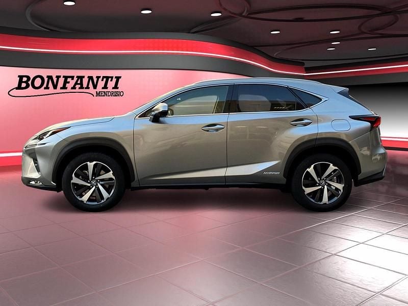 Gebraucht Lexus NX300h 197 PS (144 kW) 2018 SUV