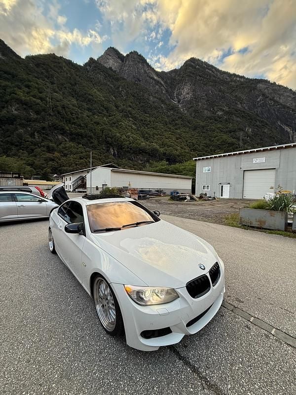 Gebraucht 2012 BMW 335 Coupé | CHF 12’499 (Fairer Preis) - Bild 1/4