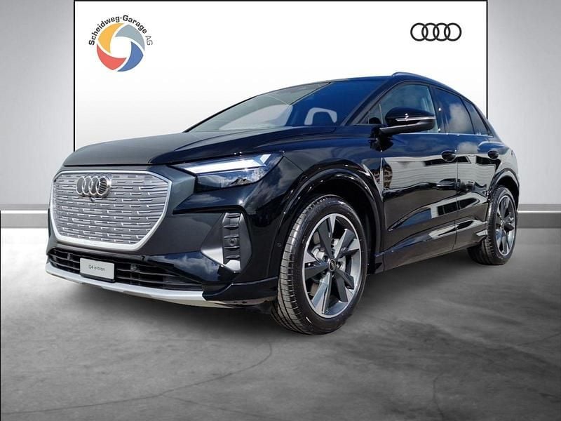 Gebraucht Audi Q4 e-tron Ambiente 150 kW (204 PS) 2023 Schwarz SUV