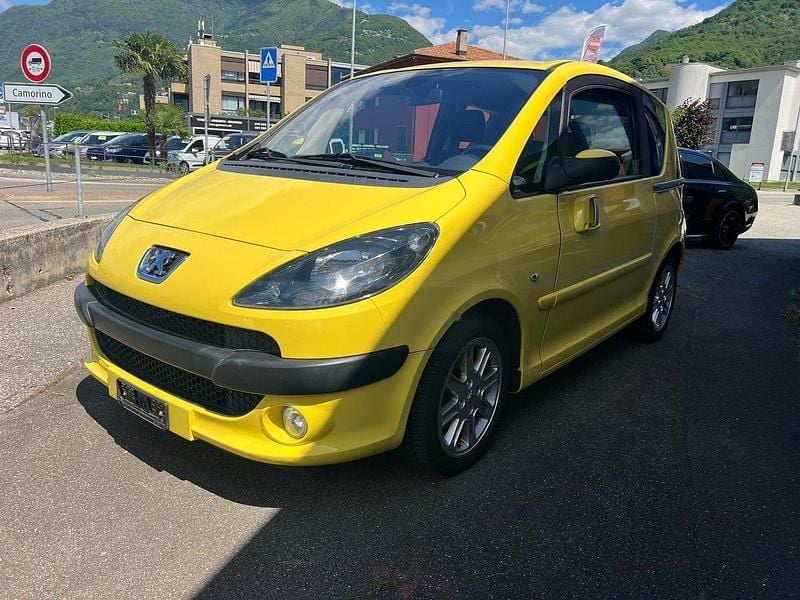Gebraucht Peugeot 1007 110 PS (80 kW) 2006 Van / Kleinbus