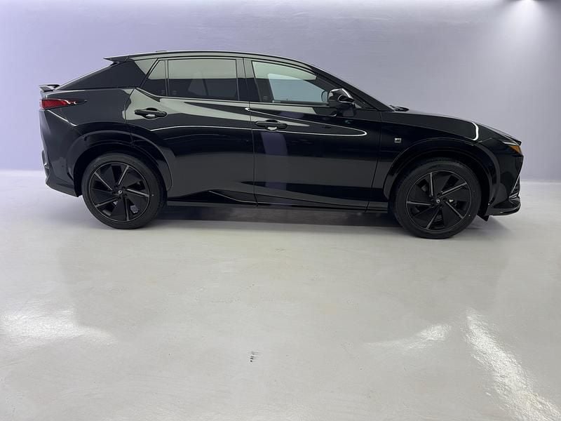 Neu Lexus RZ 550e Sport Line 300 kW (408 PS) 2026 Schwarz SUV