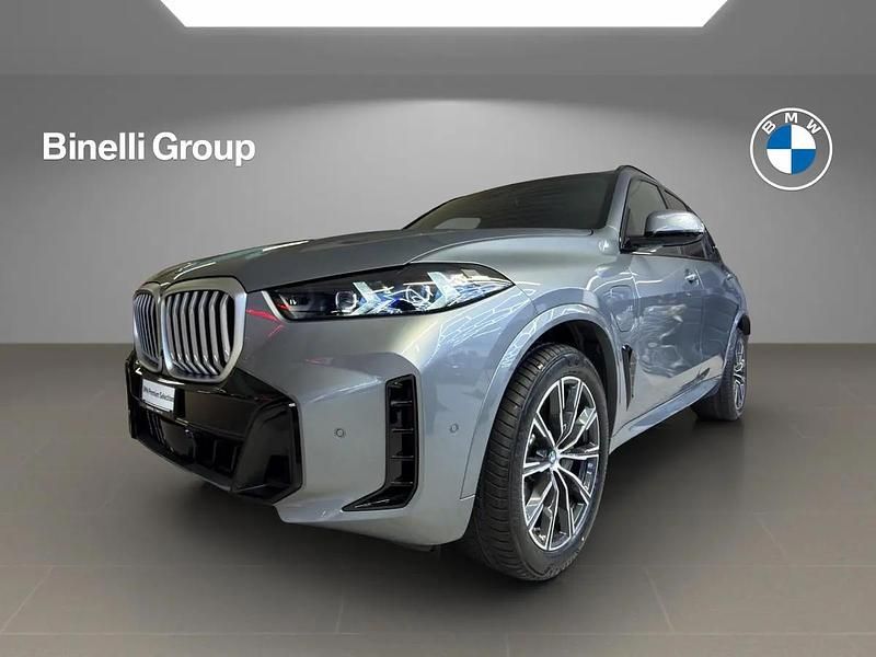 Gebraucht BMW X5 M Sport 489 PS (359 kW) 2026 Gray SUV