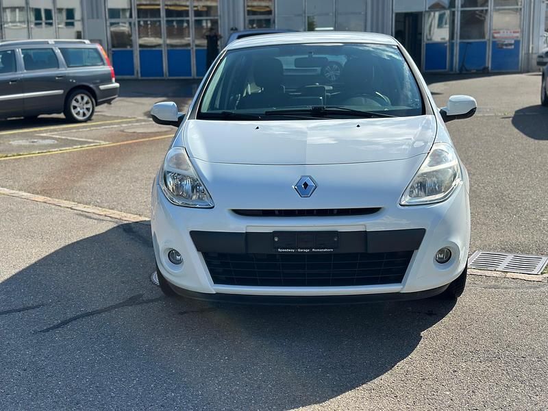 Gebraucht Renault Clio II Expression 75 PS (55 kW) 2010